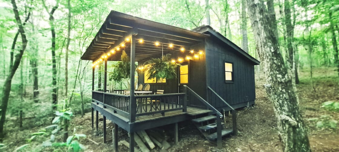 Small House | Lush Woodland Retreat