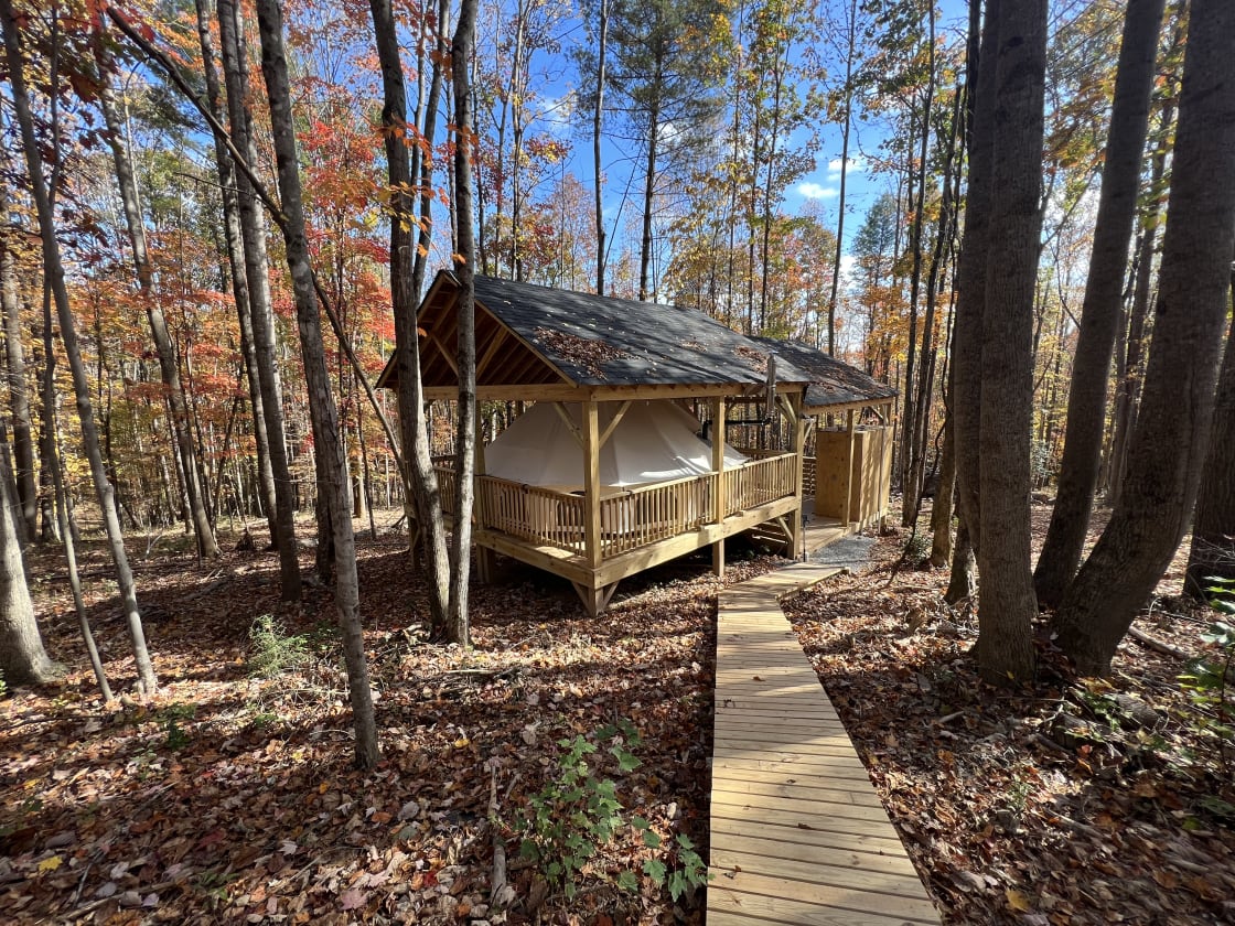 Woodsy Glamping near Stone Mtn.
