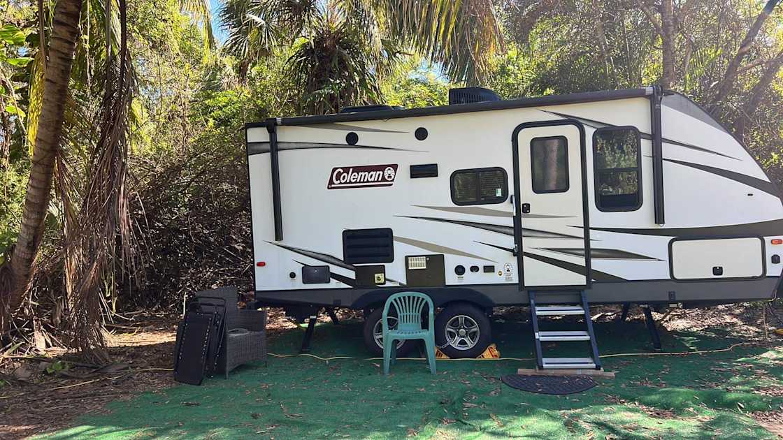 Longwing Landing Oak Hammock