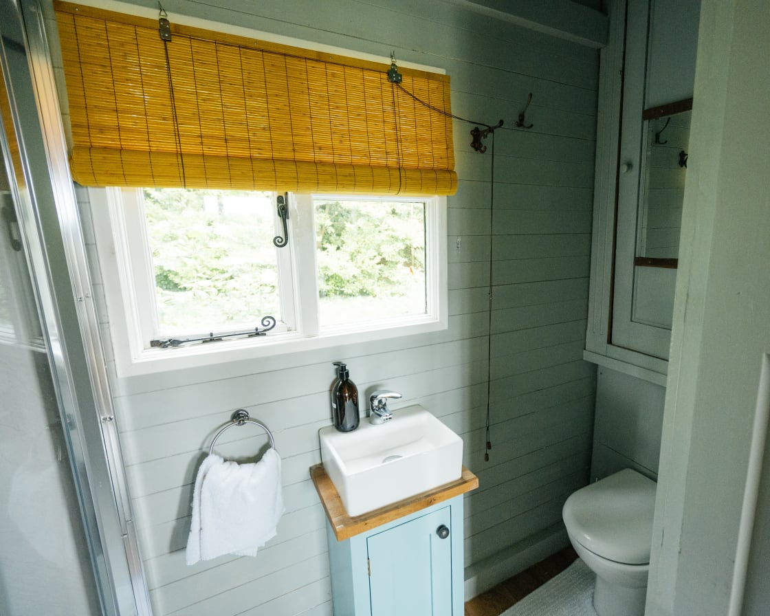 Bathroom in Bustard Hut