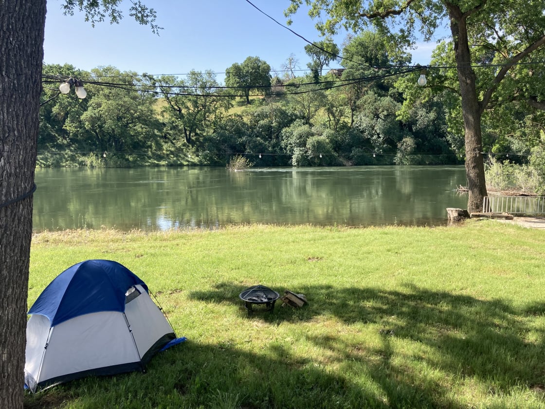 The perfect spot with shade and a view of the river