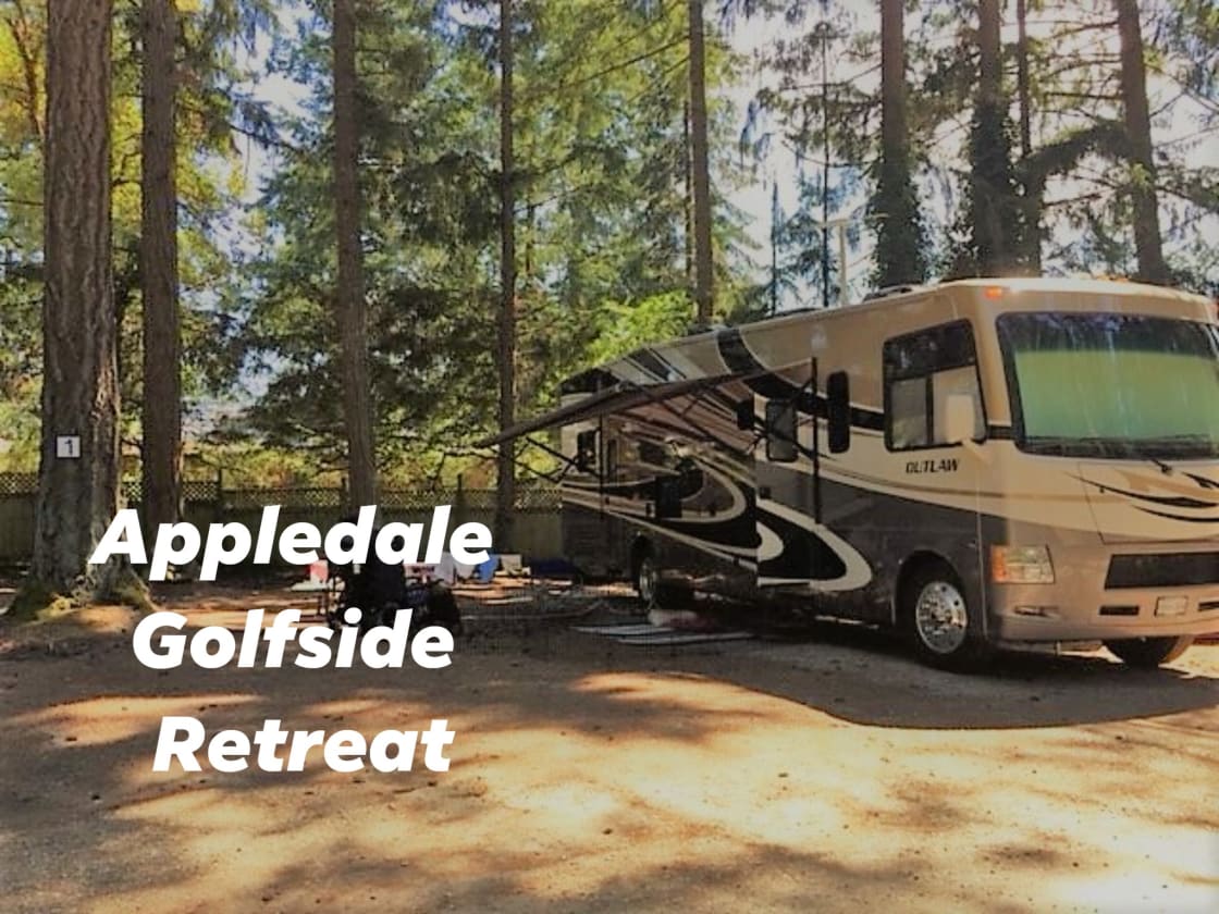 Appledale Golfside Retreat