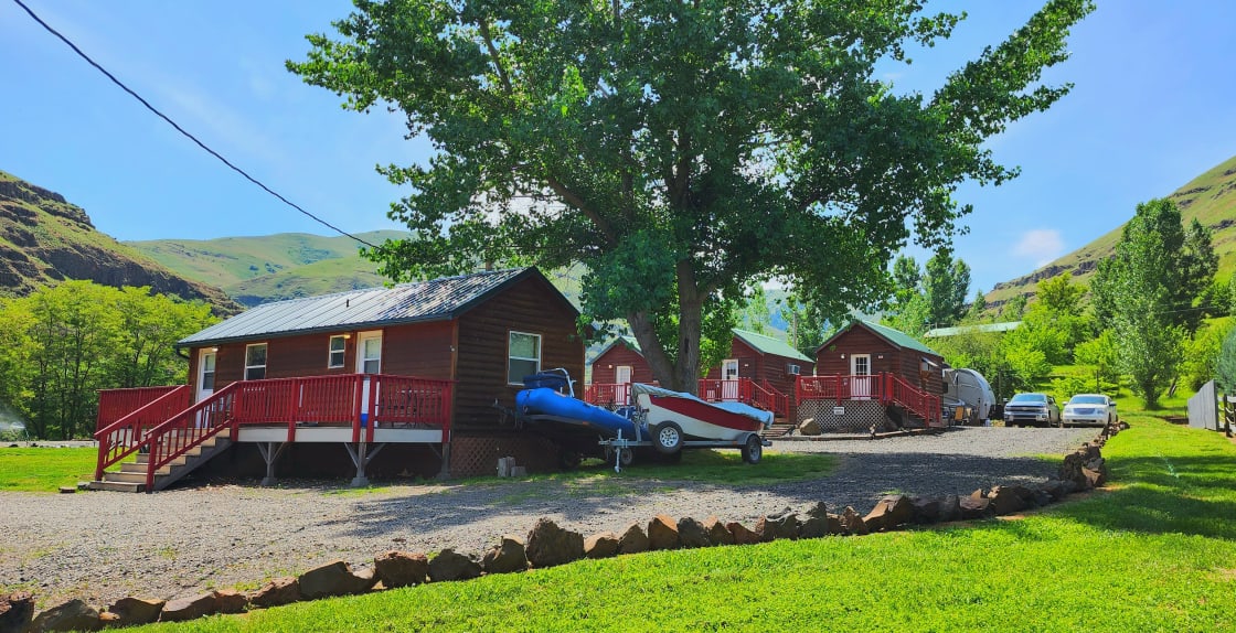 Cabins at the Oasis
