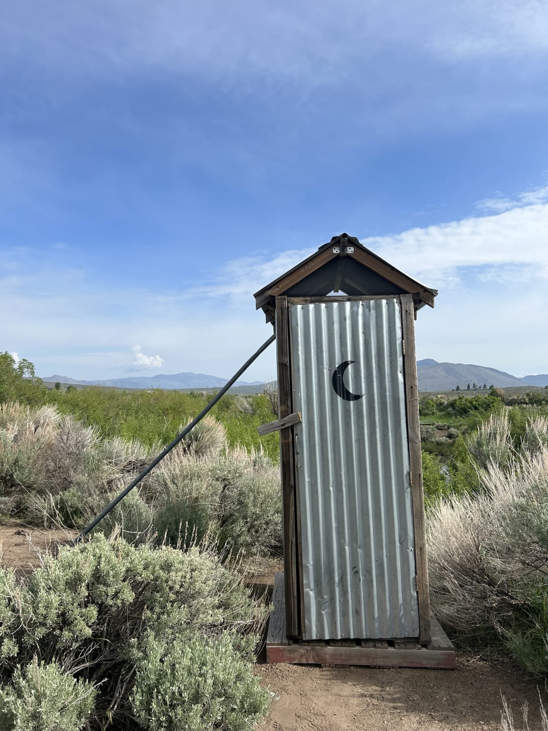 Super nifty composting toilet 