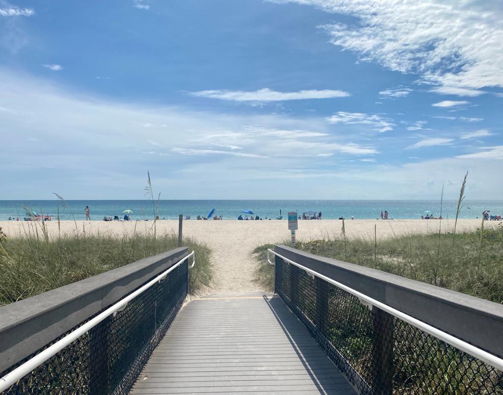 5 min drive is Nokomis Public Beach 