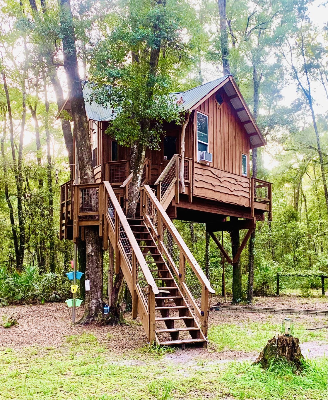 The treehouse!
