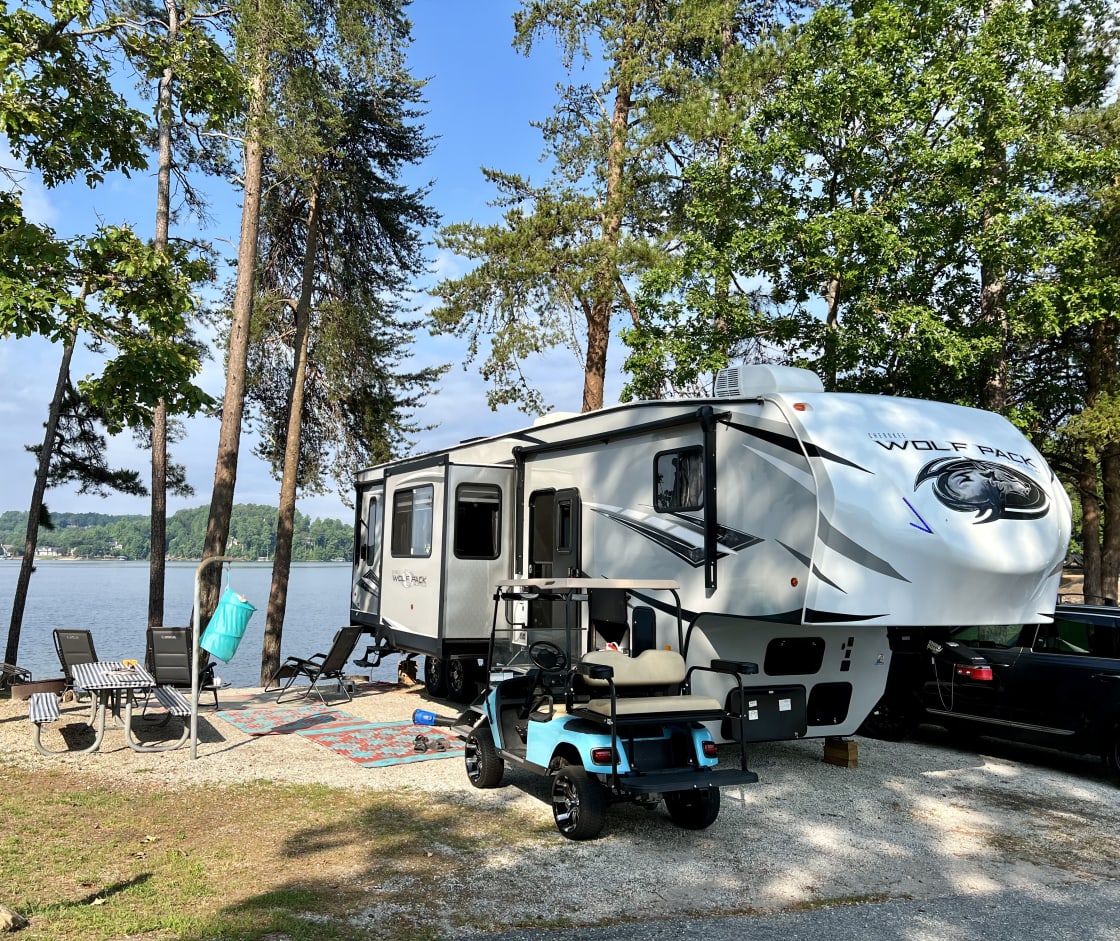 Lake Keowee Camper