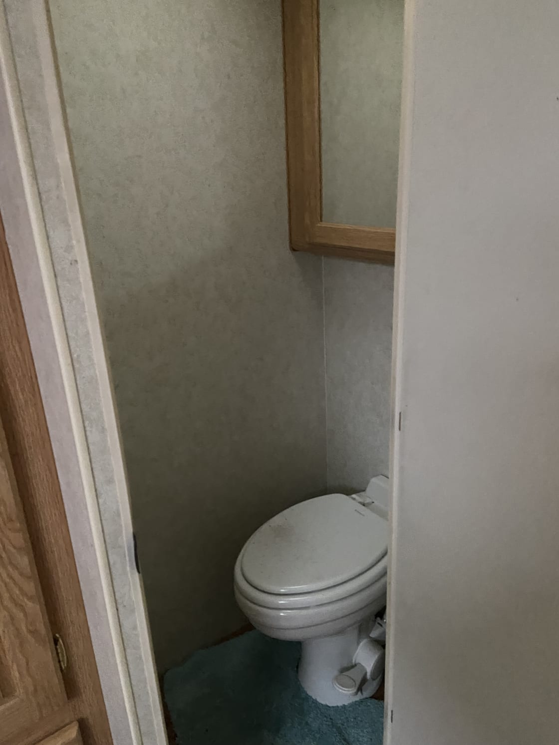Private commode with door