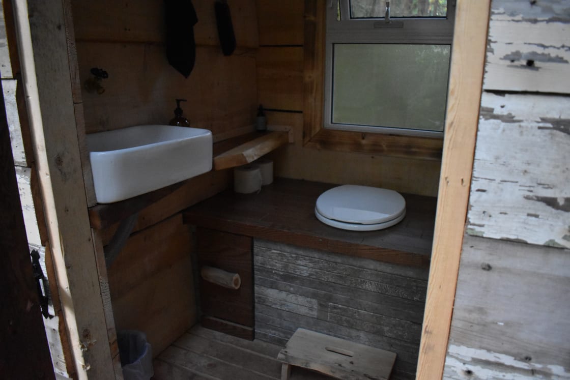 The cleanest dry compost toilet on the island ;)
