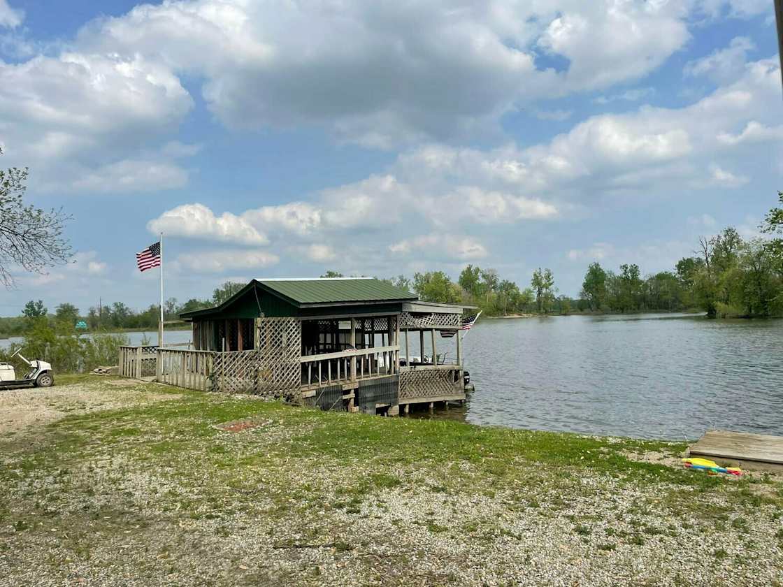 Lazy L Lake Campground