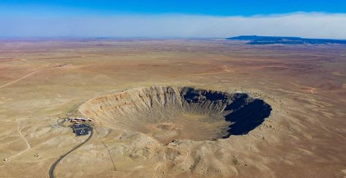 Meteor  crater 