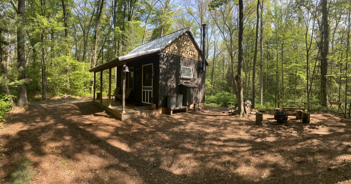 DaltonTraders Base Camp-Grand Cabin