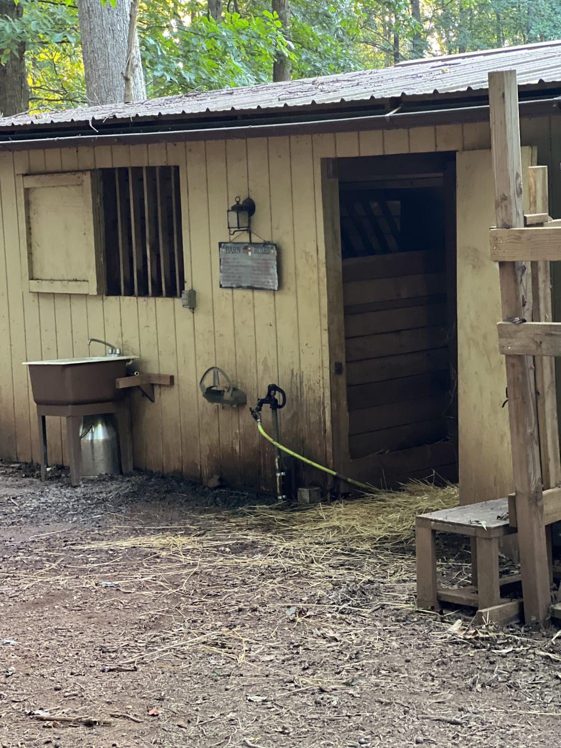 Barn with electricity and water spigot