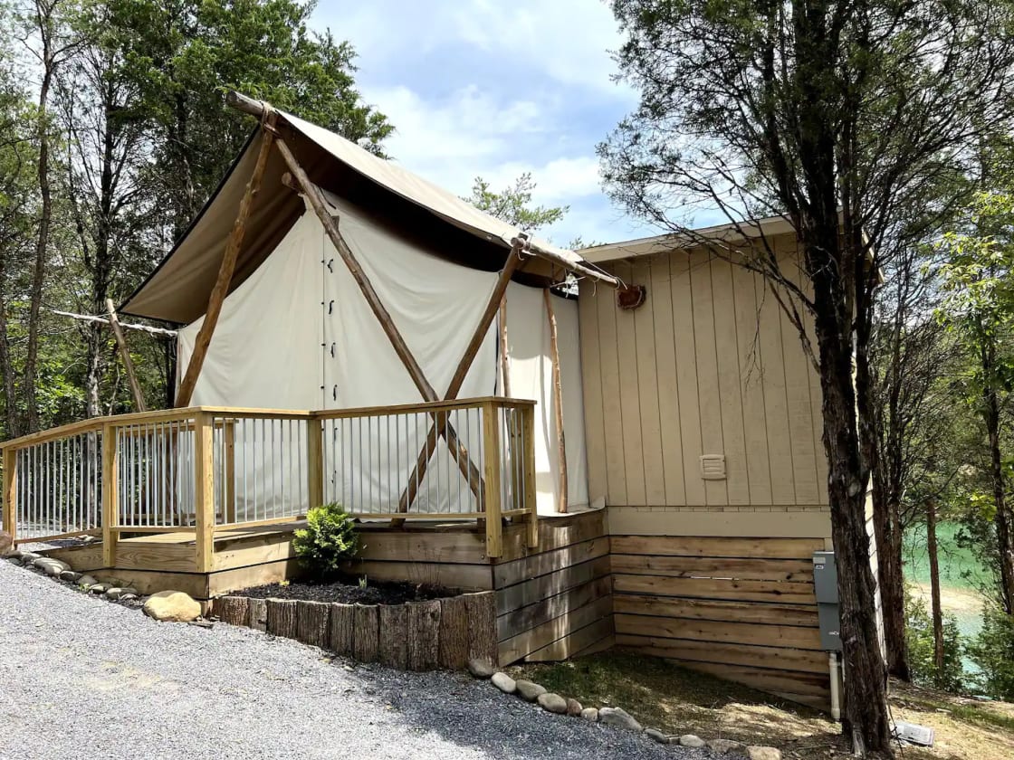 Waterscape Glamping Resort