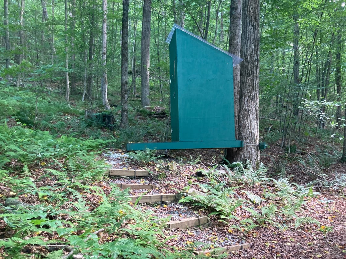 The primitive campsite does have an outhouse just a few steps away.