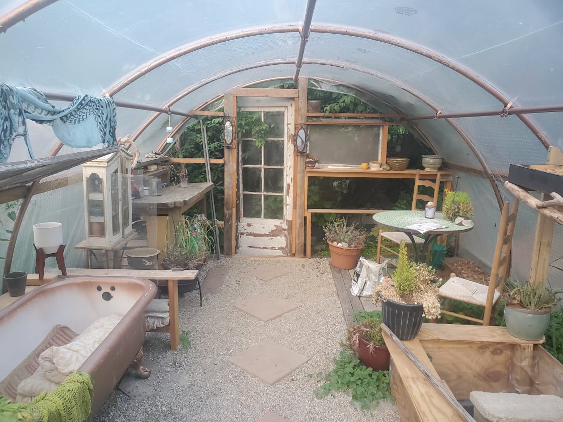 Hoop House cafe shared space with cozy lounge tub. (Privite bath coming soon)