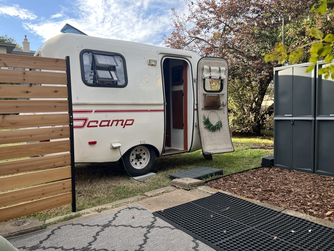 Scamp Camp | Urban Retreat-Downtown