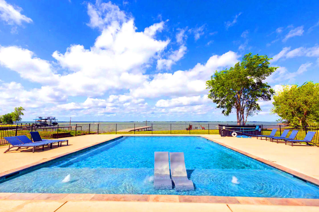 Egret Bay Resort, 1 Luxury RV Space