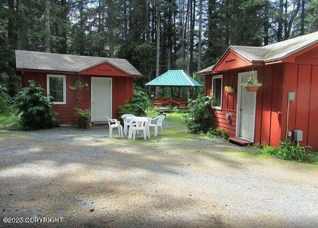 Bear Necessities Cottages Campground