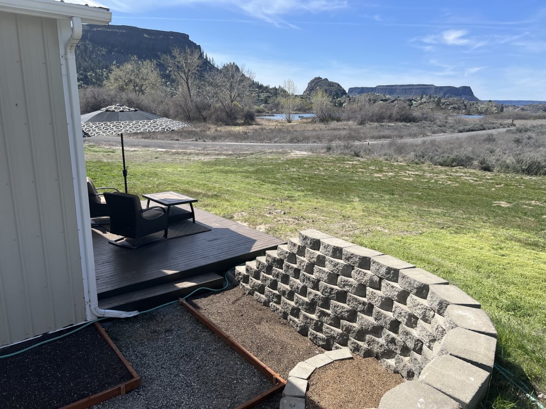 Red Rock Shadow Ranch RV Glamp Pad