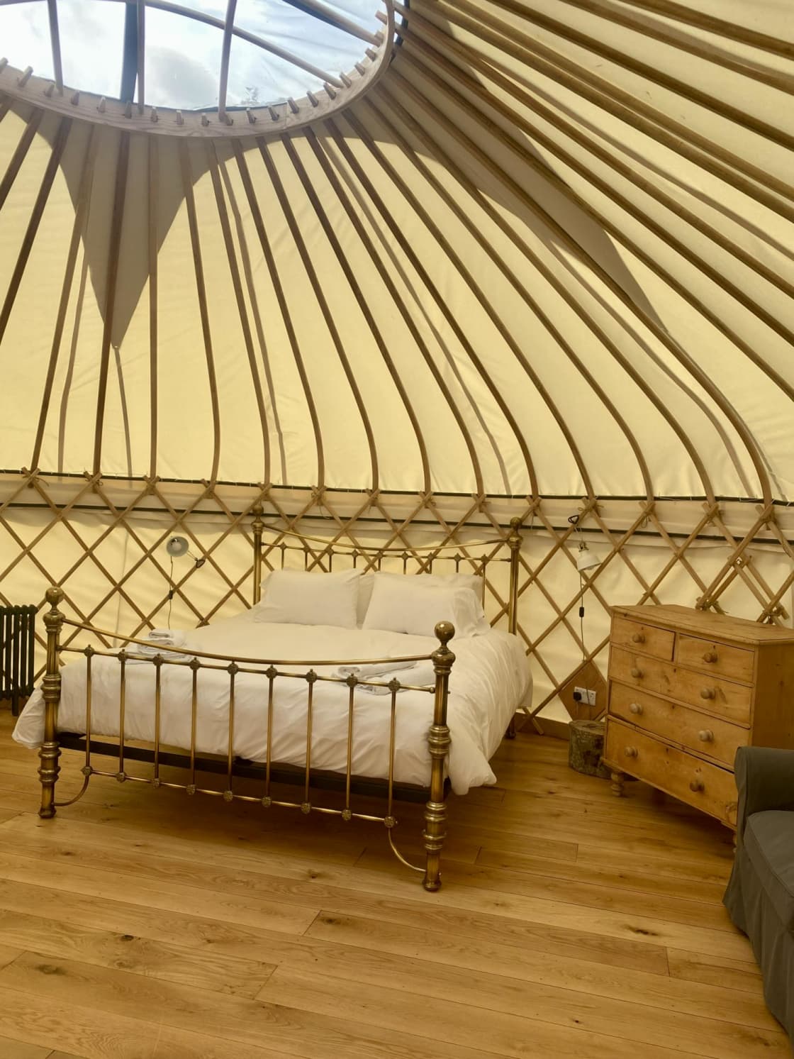 Bracken: accessible en-suite yurt