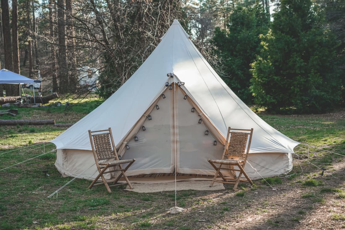 The glamping tent in all its glory!