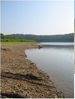 Close access to the Blue Shoals Lake
