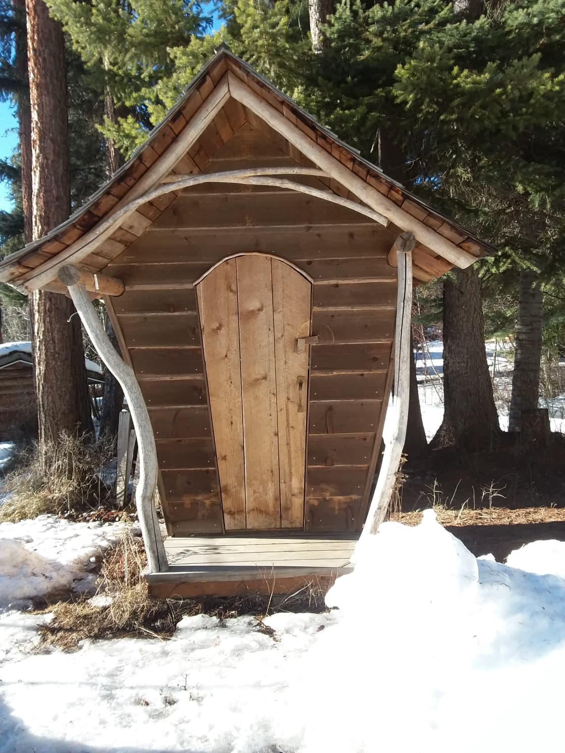 Composting outhouse