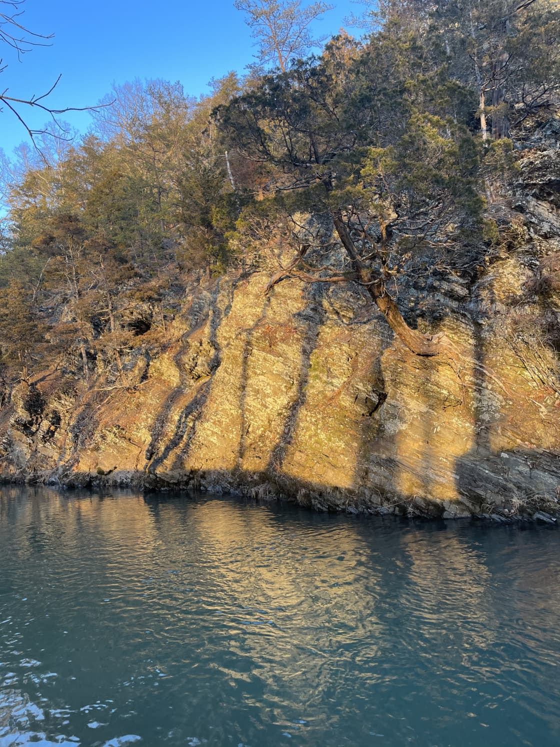The Bluffs paint a new picture every day
