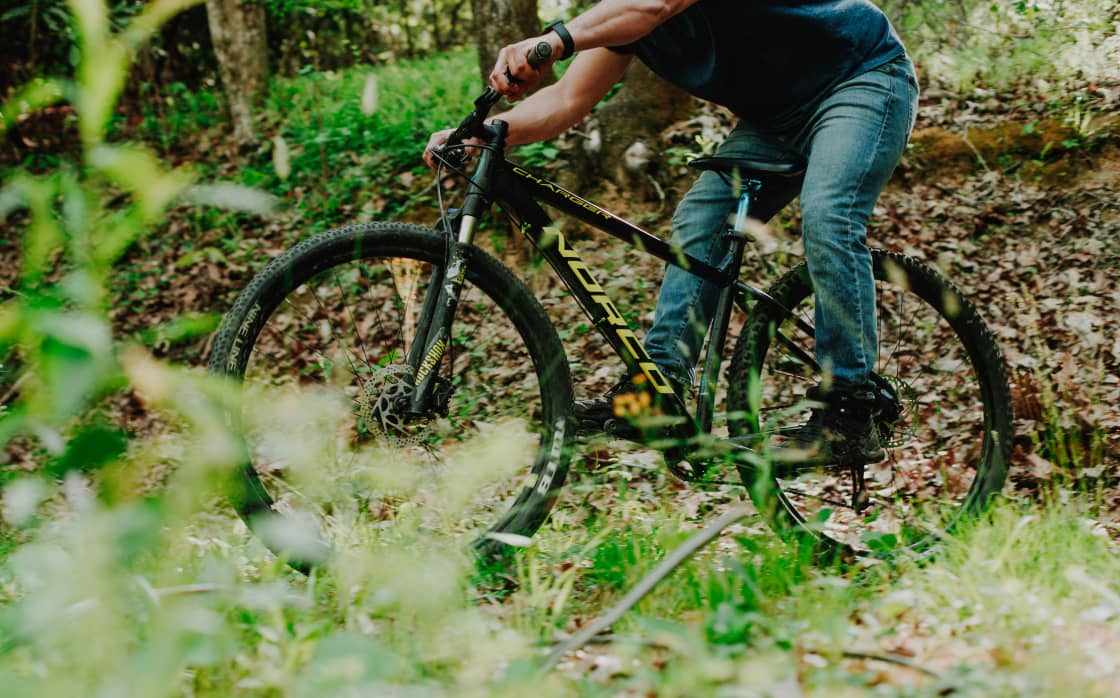 So many mtb trails nearby! DuPont's popular "Ridgeline" is less than a 15 minute drive away.