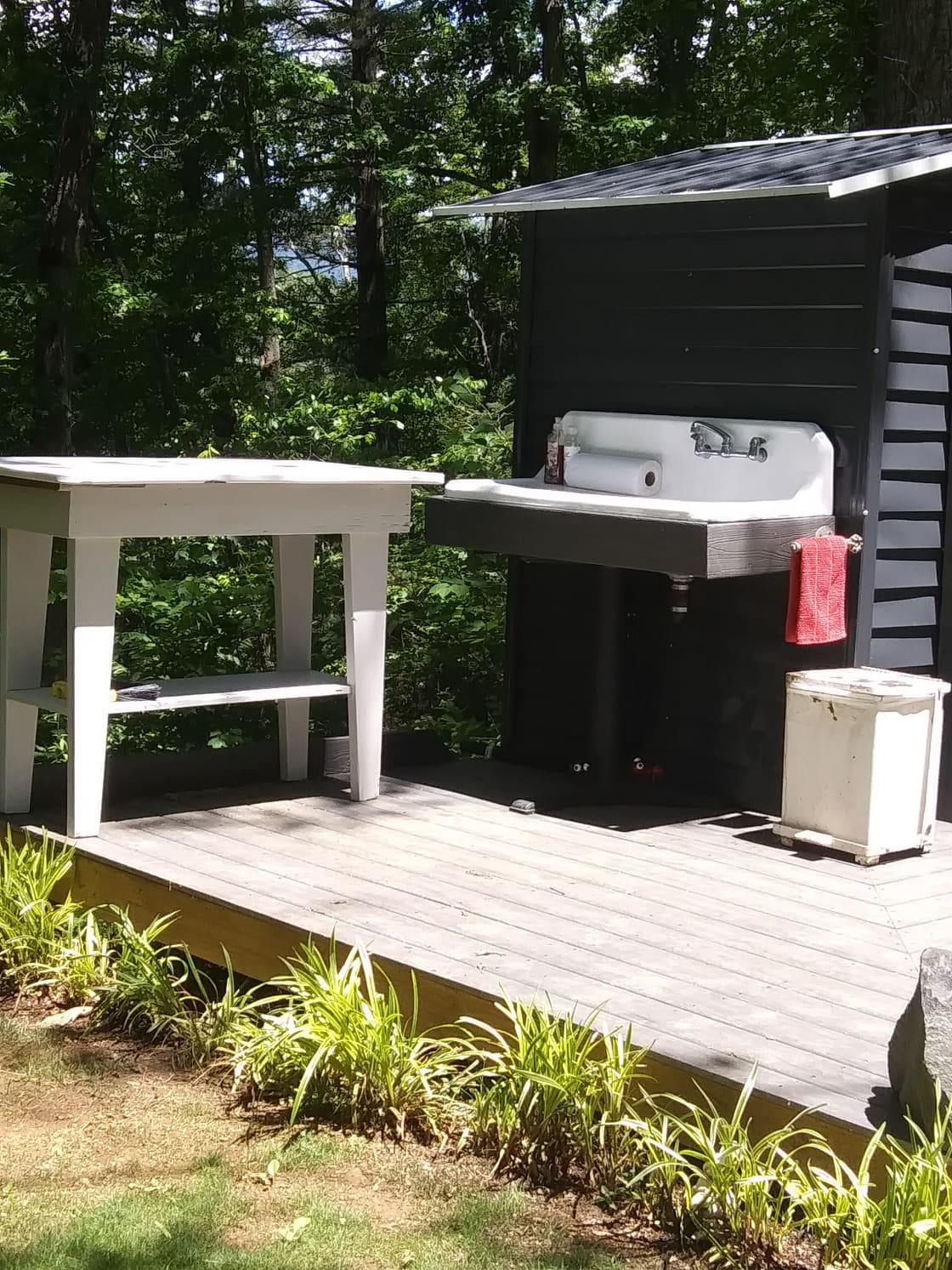 Outdoor hot water sink and prep table