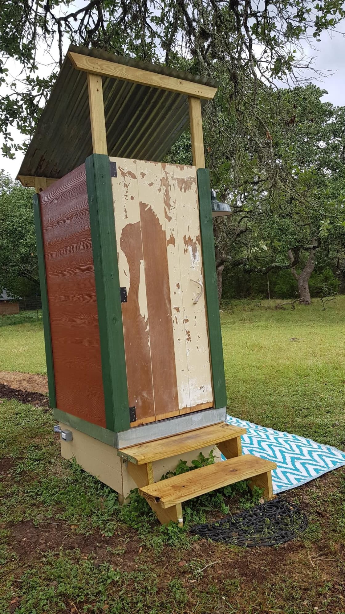 outhouse for campers with flush potty