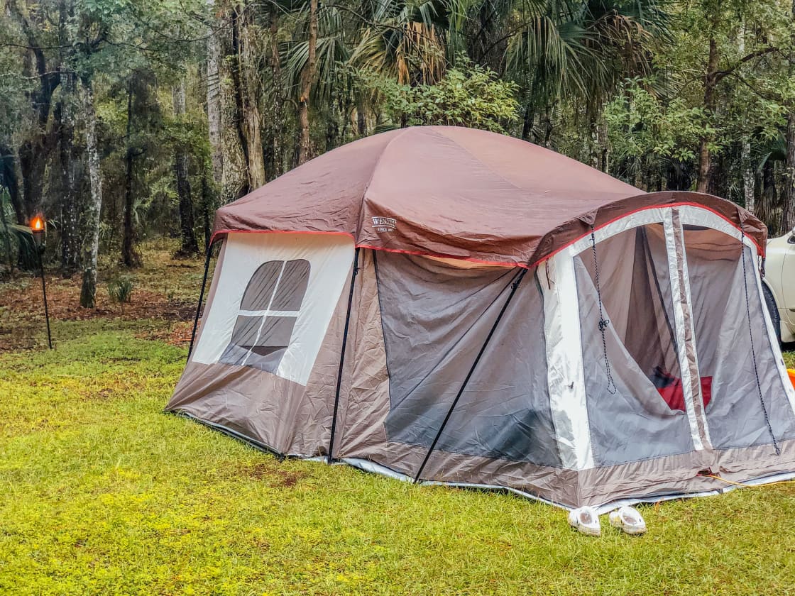 Tent camping, small campers, cars