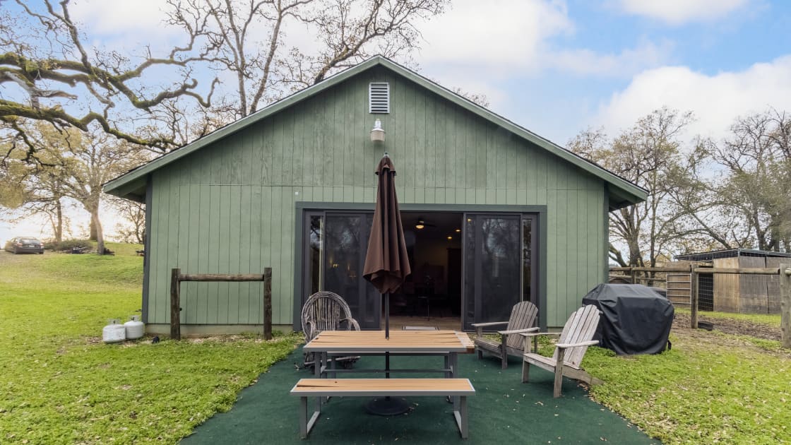 Guesthouse or Glamping Gold Country
