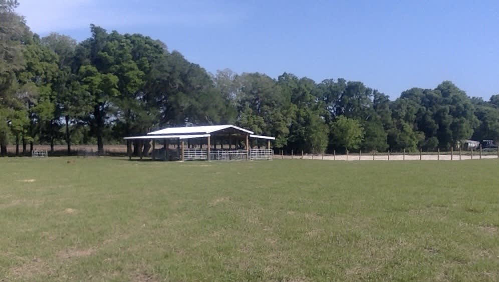 20' X 40" with a 12" lean-to on each side, with stalls, BBQ, and Picnic table. Electric and water connection for your RV or living quarter-horse trailer.