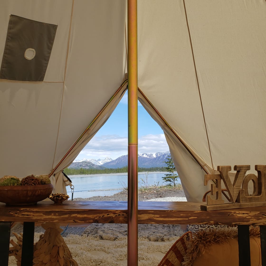 Lulu's Glamping on the Knik River