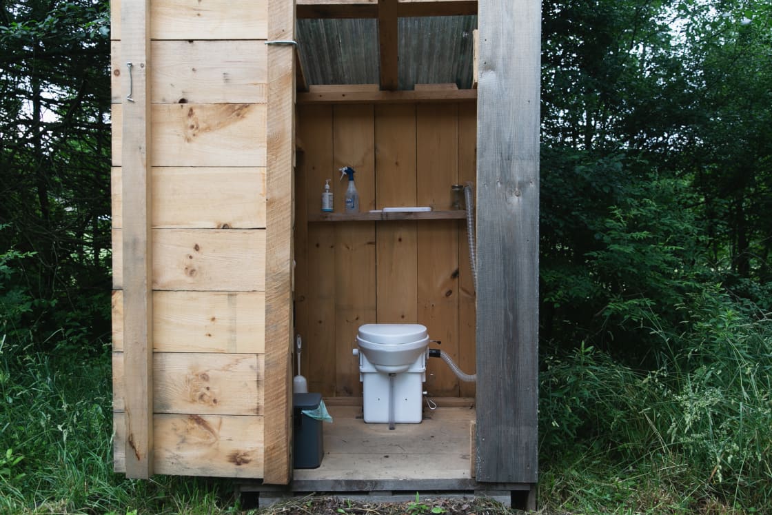 The composting toilet was easy to find, easy to use, and very clean! 