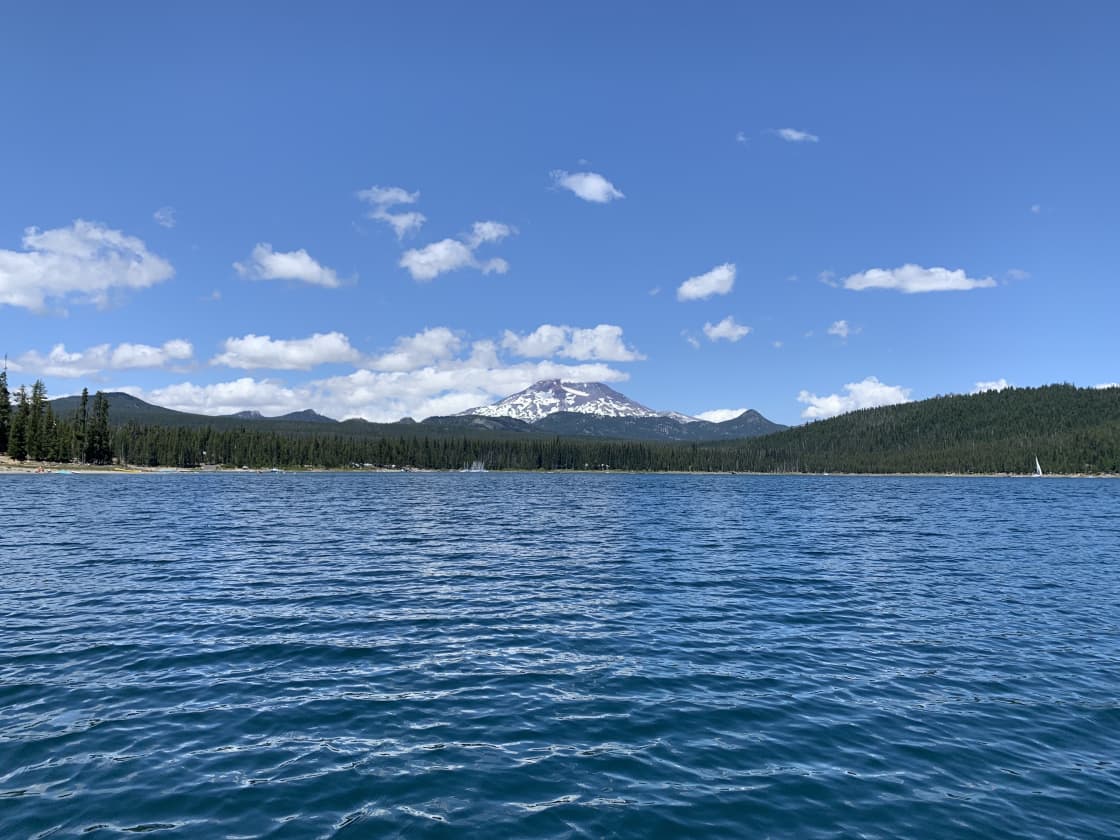 View of Elk Lake which is one of the many lakes along Cascade Lake Highway. This lake offers the best view of Mt. Bachelor & is a popular spot amongst locals. This also happens to be a motorized lake (boats, jet skis, etc are allowed).