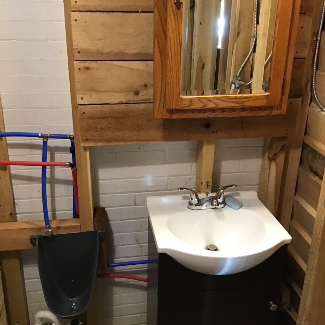 Urinal/sink