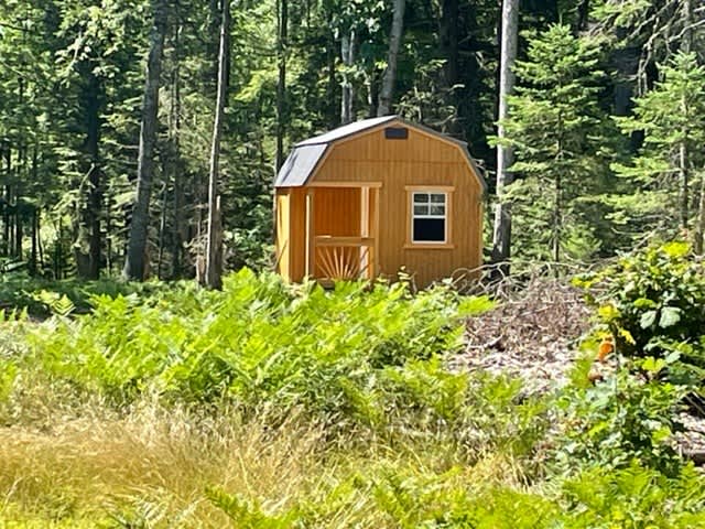 Cabin of the Woods at Tilden Pond