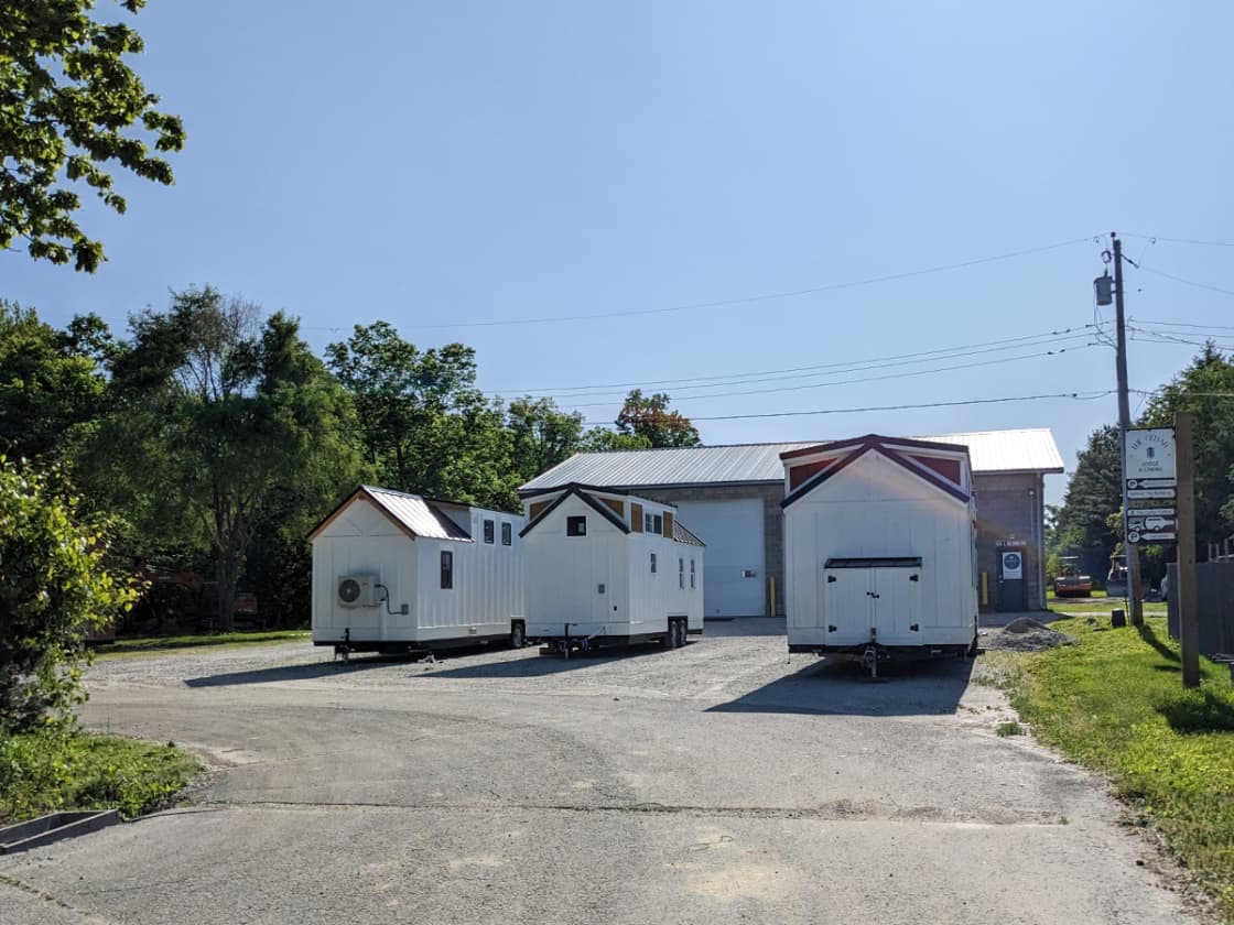 Entrance drive in front of Maverick Tiny Homes
