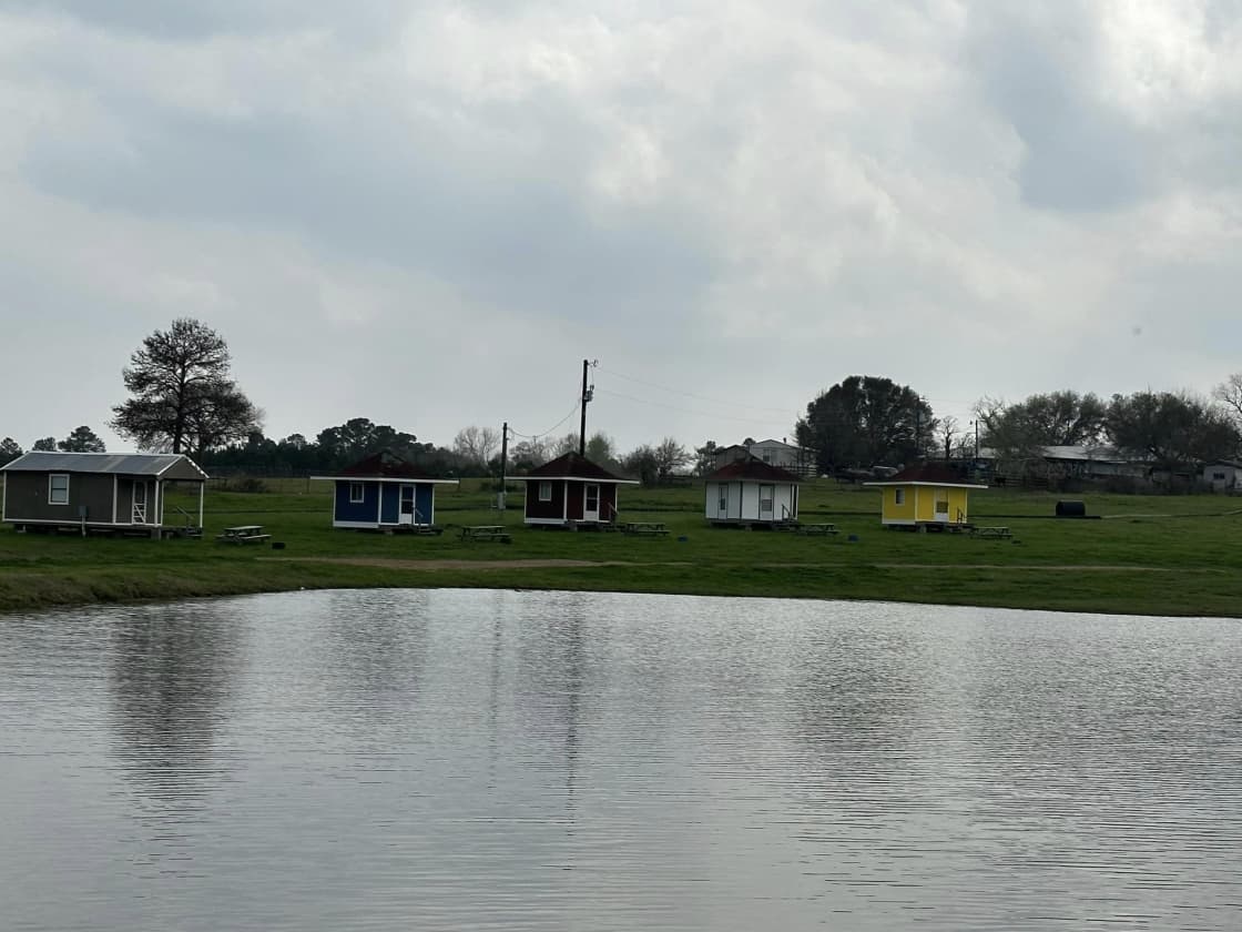 All the cabins on the corner of the lake