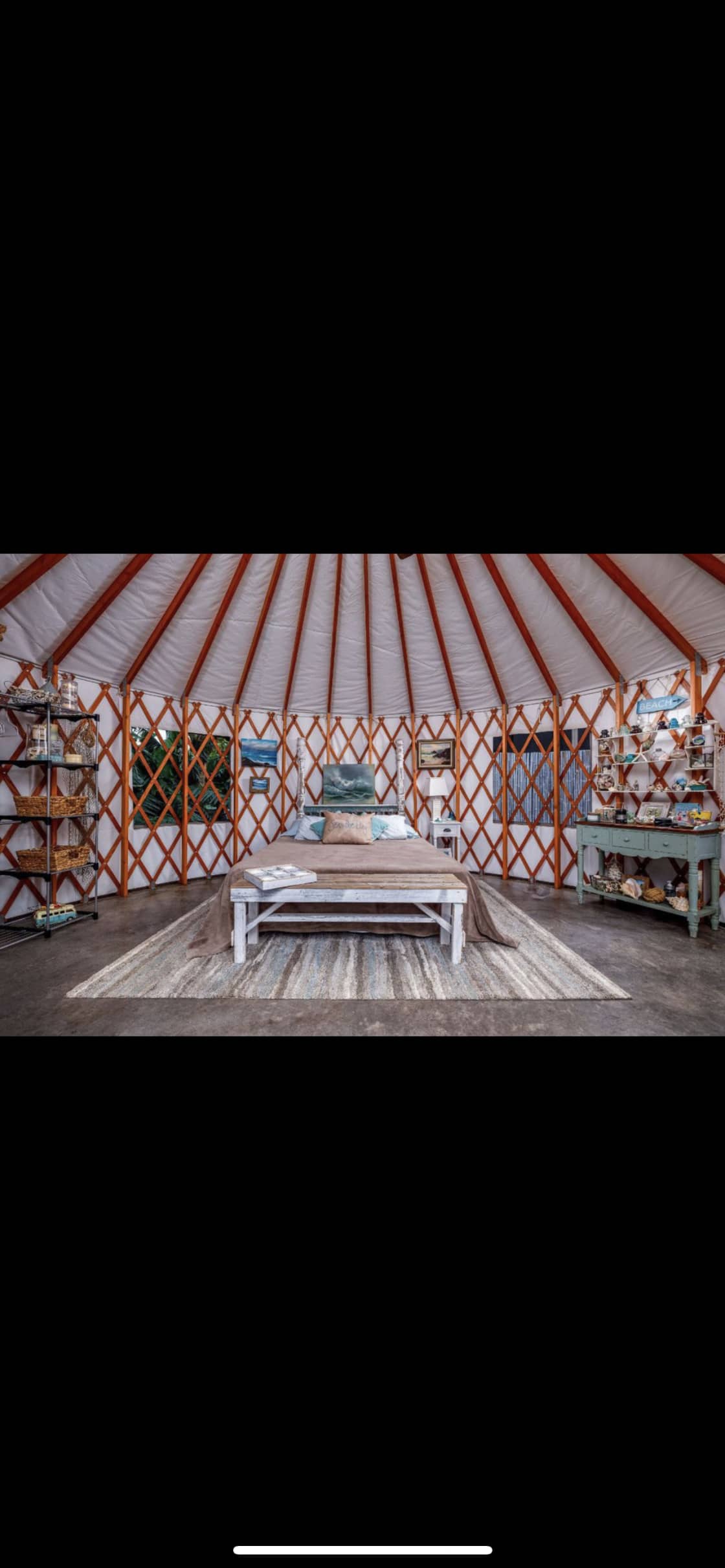 Paradise yurts