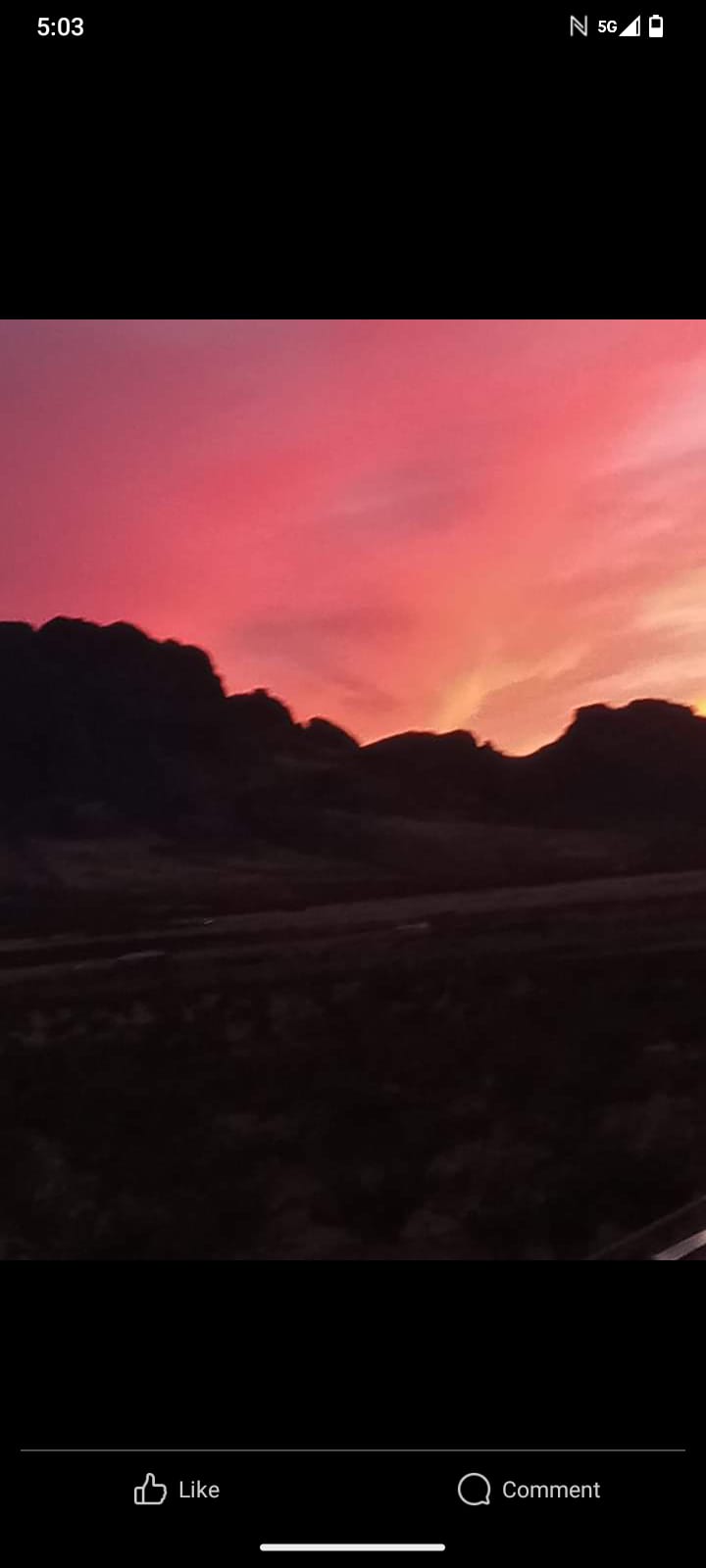 The sunsets of the desert 