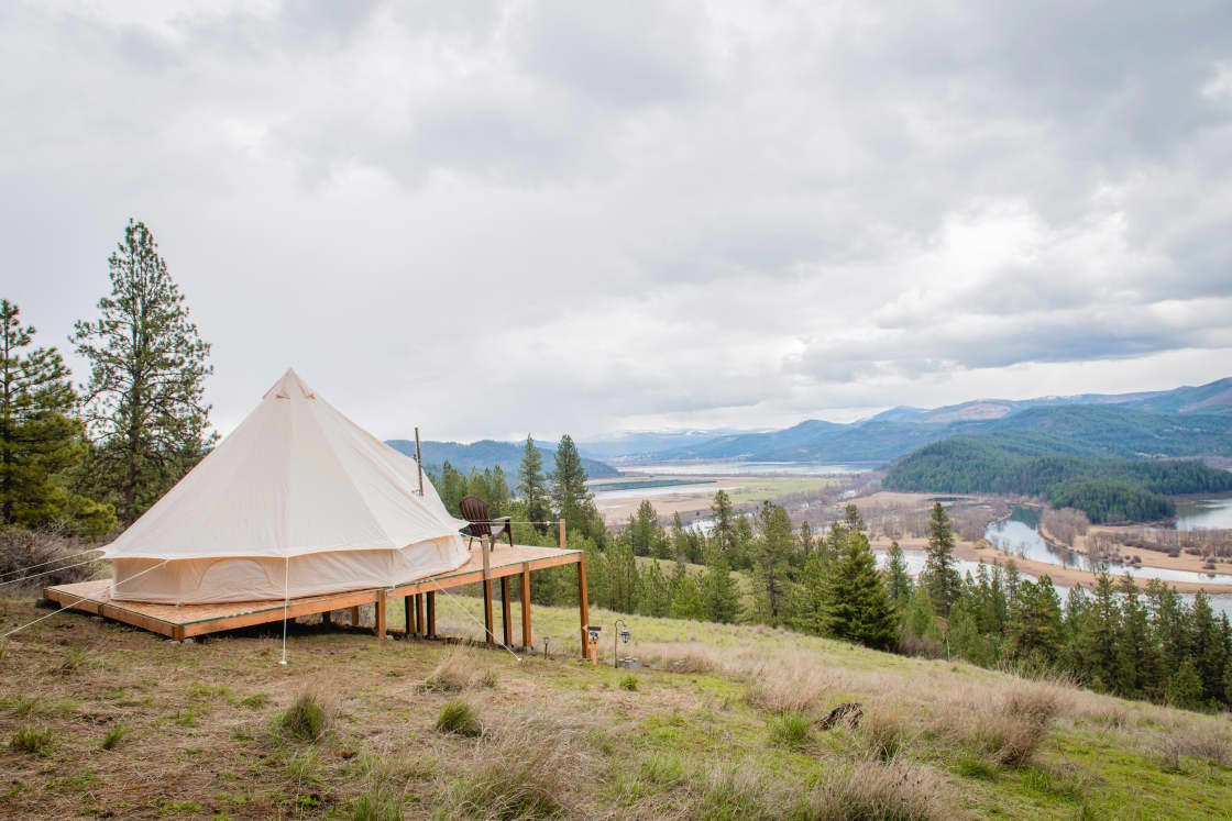 The Glamp camp - tent 1. (Exterior shot) facing west. 

Photo provided by @kaitmckayphotography