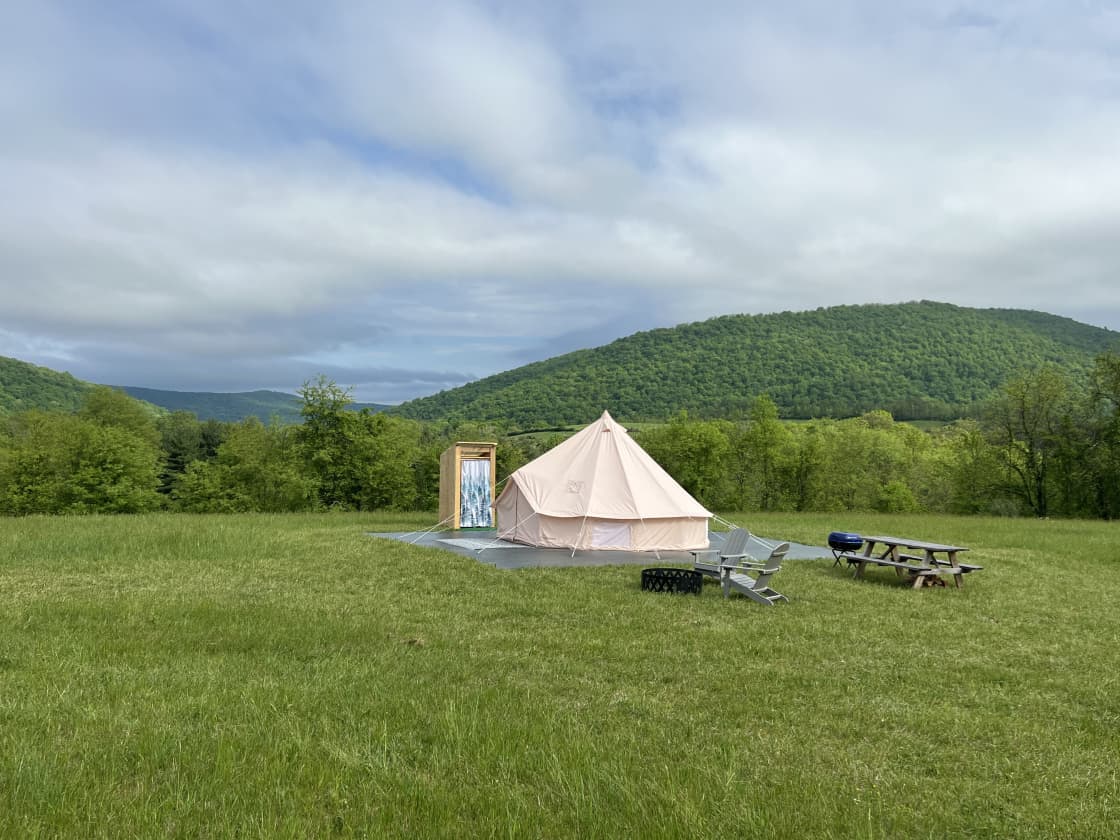 Willow Hollow Glamping