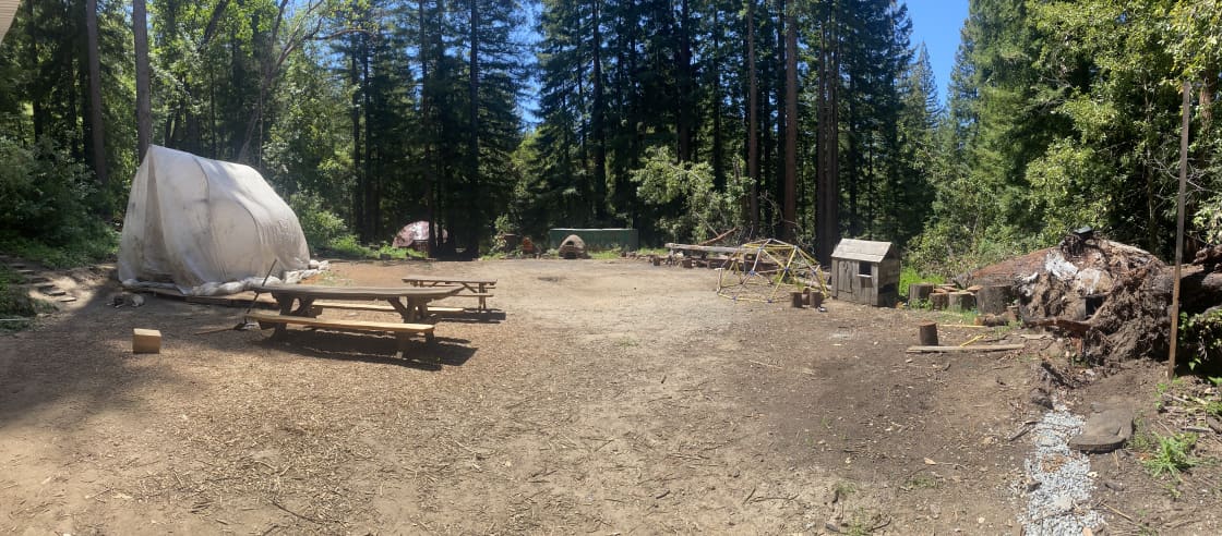 Private Sunny Redwoods Retreat
