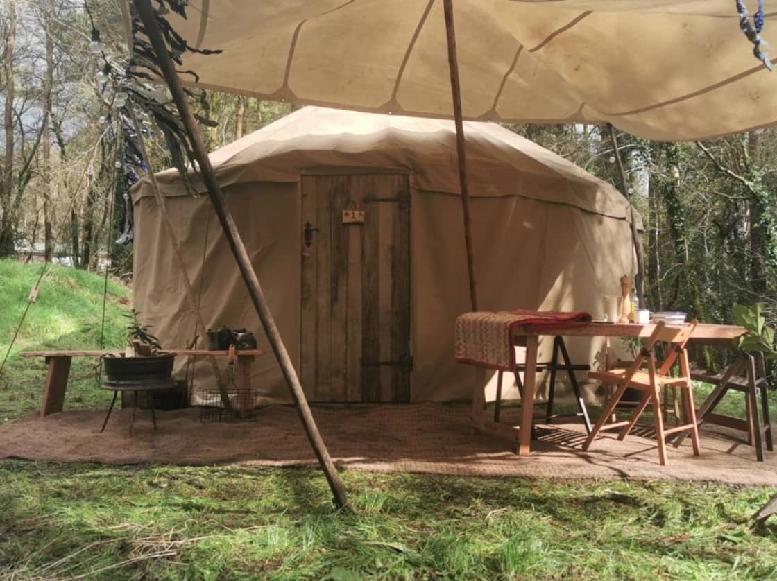 Sweet Hill Eco Fort - Glamping Yurt