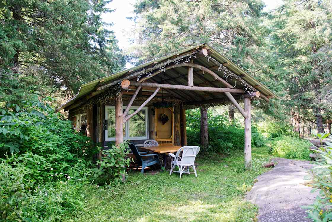 Cabin during the day with seating outside