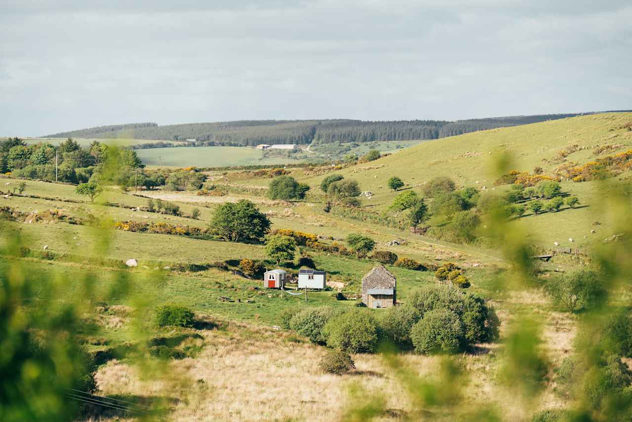 A glamping hut in the countryside